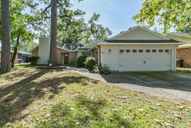 10503 Windriver Dr, Houston, TX 77070