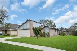 The property Bobby a reviewed: Seller · Amber Willow Trail